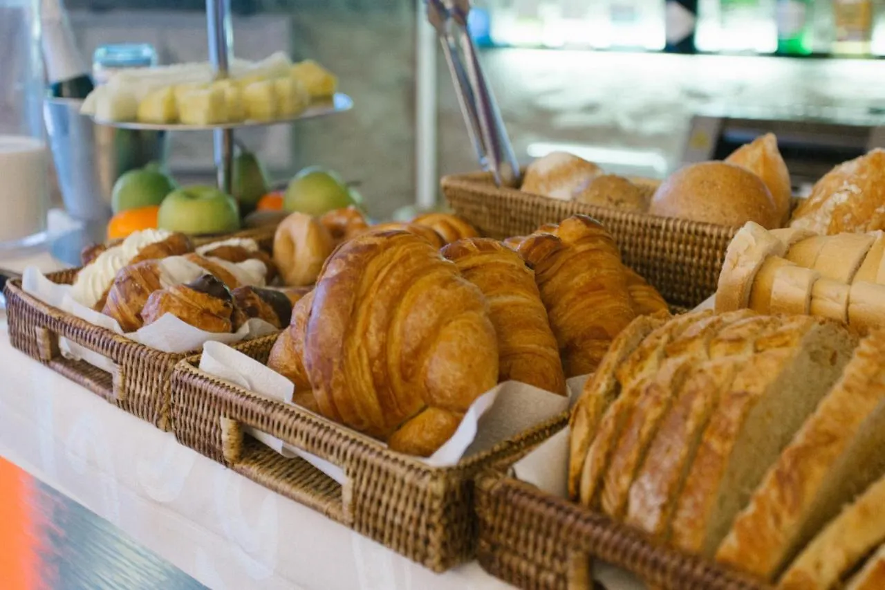 Hotel Museu Llegendes De Girona 4*,  Spain